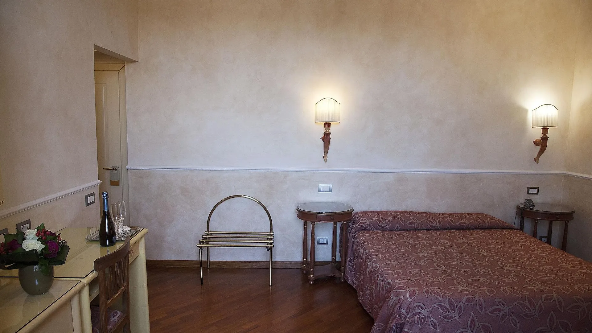 Hotel Aurora Florence